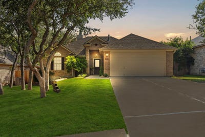/international/us/1109-perkins-st-san-marcos-tx-110100984523/