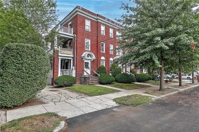 /international/us/134-irving-avenue-providence-ri-110102453628/