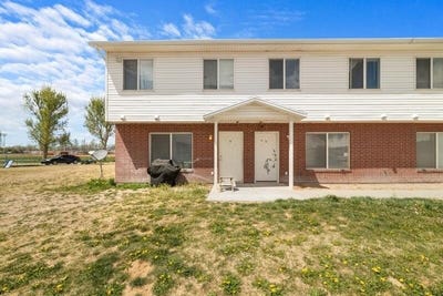 /international/us/481-n-100-w-st-milford-ut-110107610096/