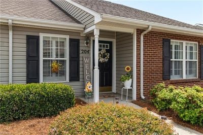 /international/us/204-carrington-lane-thomasville-nc-110108752407/