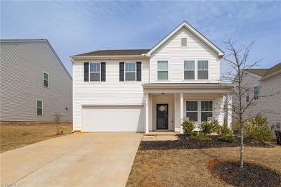 /international/us/5536-baverhof-drive-greensboro-nc-110106717475/