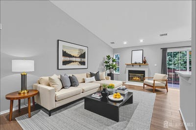 /international/us/2172-ash-court-south-brunswick-nj-110101067008/?lang=en