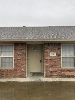 /international/us/10-w-4th-st-unit-b-mulberry-ar-110108573552/