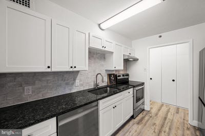/international/us/1001-city-avenue-wynnewood-pa-110104995375/