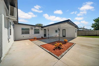 /international/us/6855-gulf-winds-drive-st-pete-beach-fl-110107895014/