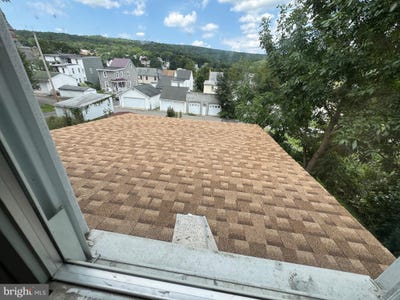 /international/us/929-brock-street-ashland-pa-110101200070/