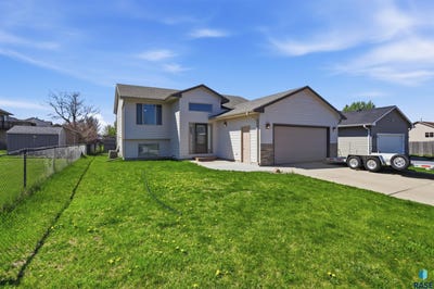 /international/us/1513-e-67th-st-n-sioux-falls-sd-110108070727/
