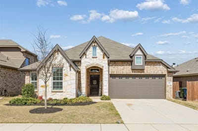 /international/us/685-coleman-street-aubrey-tx-110106203624/