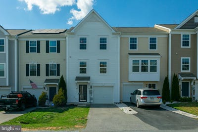 /international/us/437-rumbling-rock-road-hedgesville-wv-110107163402/