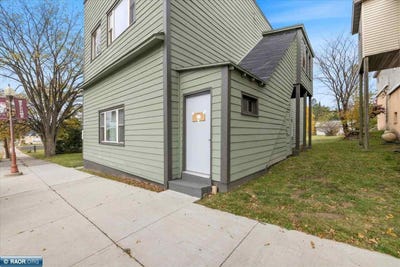 /international/us/605-main-street-tower-mn-110106974116/