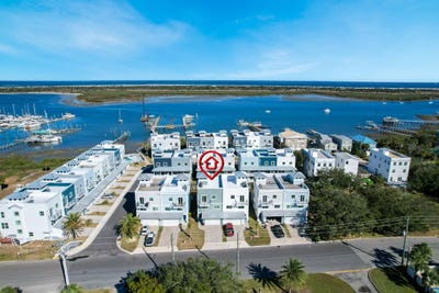 /international/us/17-comares-ave-with-boat-slip-st-augustine-fl-110096804273/