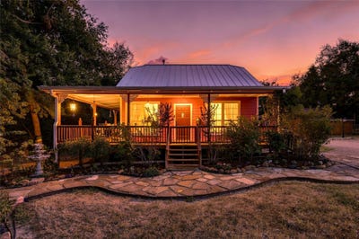 /international/us/207-commerce-street-cumby-tx-110110305713/