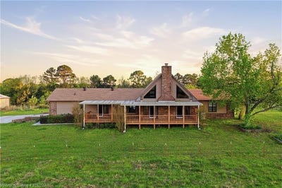/international/us/1709-county-road-4451-clarksville-ar-110110422271/