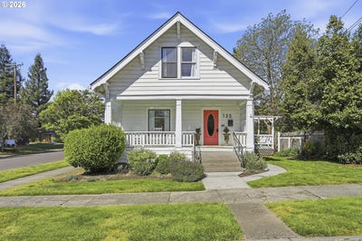 /international/us/135-se-evans-st-mcminnville-or-110107681253/