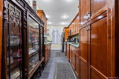 /international/us/860-grand-concourse-bronx-ny-110120528282/