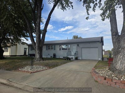 /international/us/2308-w-10th-st-grand-island-ne-110103066947/