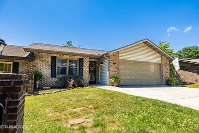 /international/us/217-villa-drive-seymour-tn-110108237061/