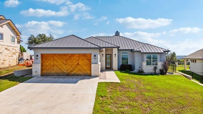 /international/us/311-outcrop-horseshoe-bay-tx-110120155304/