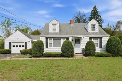 /international/us/55-river-rd-agawam-ma-110108410484/