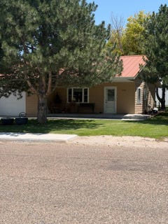 /international/us/322-s-benton-street-st-francis-ks-110109407595/