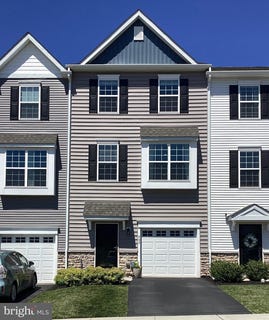 /international/us/403-ridgewood-drive-royersford-pa-110108580489/