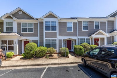 /international/us/996-river-run-dr-charlottesville-va-110108573091/