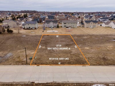 /international/us/1804-e-59th-court-davenport-ia-110097712292/