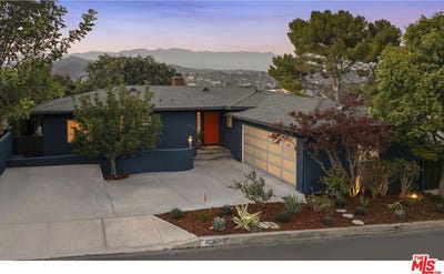 /international/us/4210-palmero-dr-los-angeles-ca-110110364559/