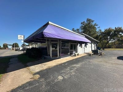 /international/us/501-sw-front-street-lonoke-ar-110103133627/