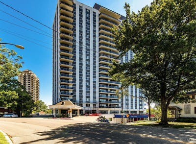 /international/us/2200-victory-parkway-cincinnati-oh-110106620806/
