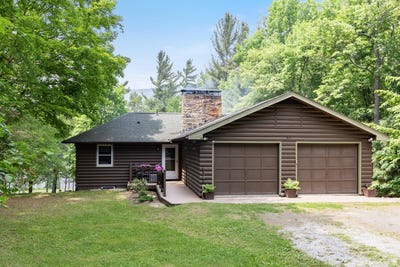 /international/us/27-cedar-way-wilmington-ny-110100333614/