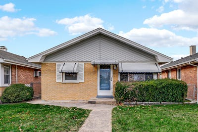 /international/us/7616-s-lorel-avenue-burbank-il-110098988446/