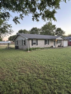 /international/us/408-cedar-street-hennessey-ok-110109595290/