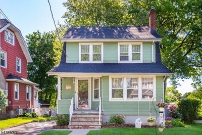 /international/us/1265-longfellow-ave-teaneck-twp-nj-110107992907/