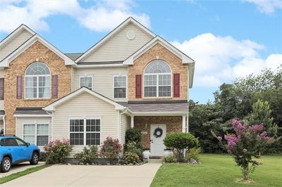 /international/us/7544-villa-court-gloucester-point-va-110100526918/