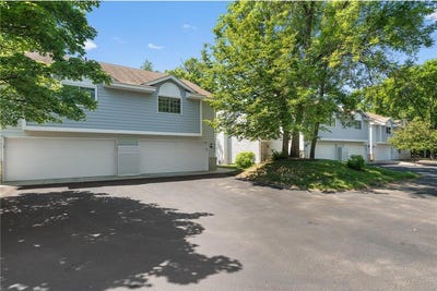 /international/us/18266-cascade-drive-eden-prairie-mn-110100821476/