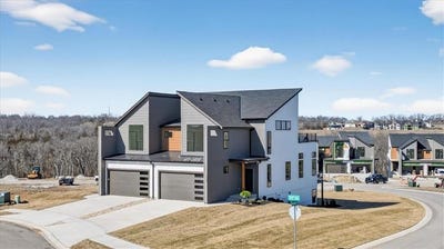 /international/us/22502-w-93rd-terrace-lenexa-ks-110106841403/