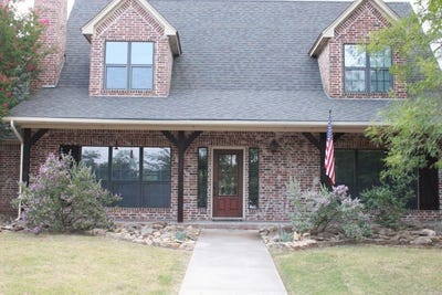 /international/us/197-e-bay-drive-bridgeport-tx-110109975788/