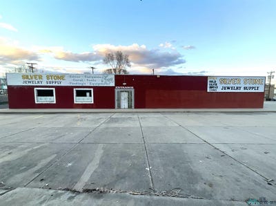 /international/us/801-e-aztec-avenue-gallup-nm-110106226973/