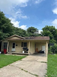 /international/us/408-carroll-street-sikeston-mo-110100894891/