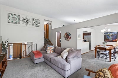 /international/us/14530-40th-place-n-plymouth-mn-110107514303/