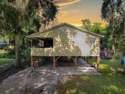 /international/us/853-cr-484-lake-panasoffkee-fl-110104602195/