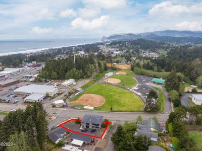 /international/us/2210-ne-22nd-street-lincoln-city-or-110084233378/?lang=pt