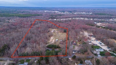 /international/us/40-yellowbrook-road-freehold-nj-110094904142/