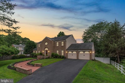 /international/us/8544-brickyard-potomac-md-110101215608/