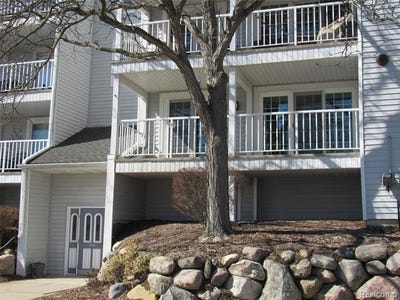 /international/us/3565-s-port-cove-drive-waterford-twp-mi-110106207794/
