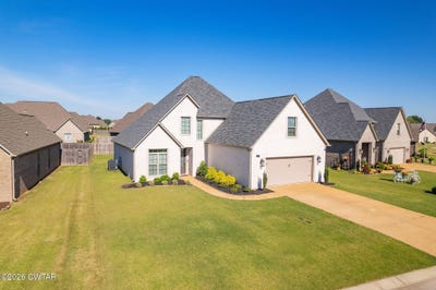 /international/us/17-noah-cove-jackson-tn-110104882567/