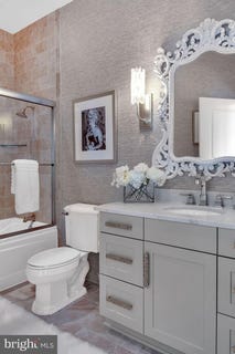 /international/us/8220-crestwood-heights-drive-mclean-va-110097192195/