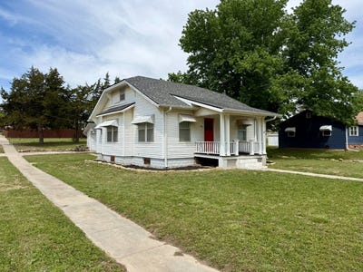 /international/us/301-n-virginia-ave-sylvan-grove-ks-110107779184/