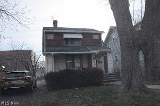 /international/us/2015-baxterly-avenue-lakewood-oh-110106553419/